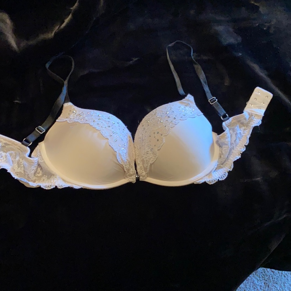 Victoria’s Secret bra